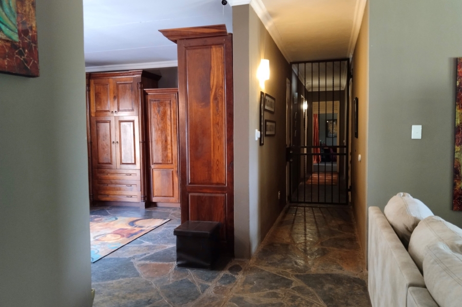 4 Bedroom Property for Sale in Broederstroom North West